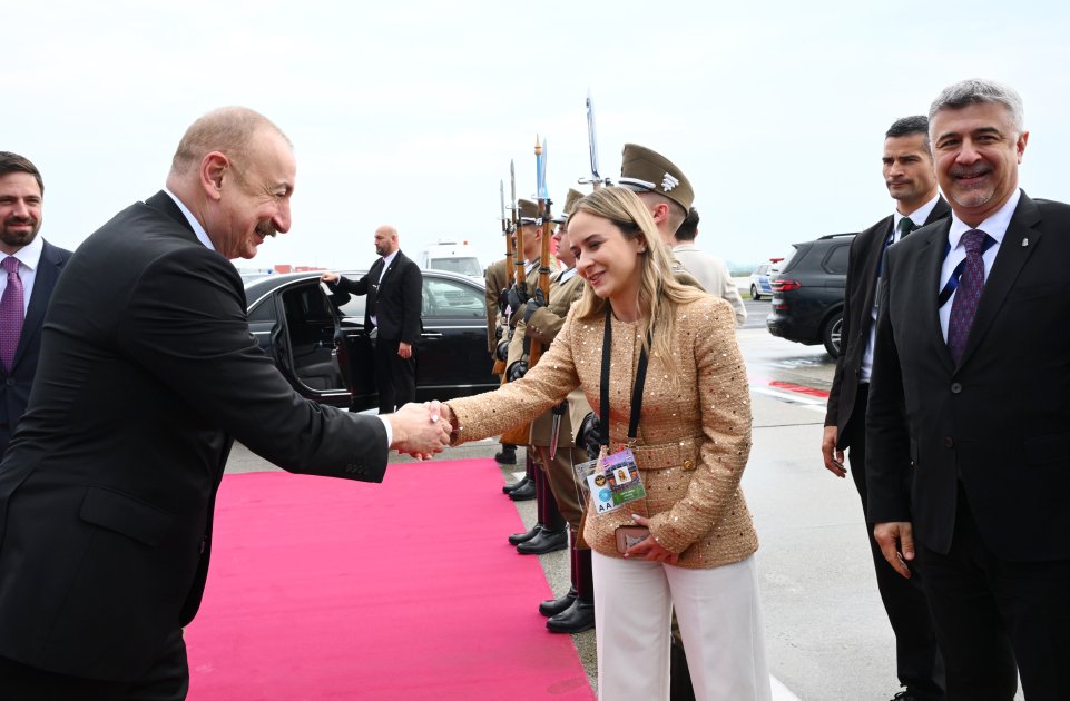 İlham Əliyevin Macarıstana işgüzar səfəri BAŞA ÇATDI - FOTO - foto 5