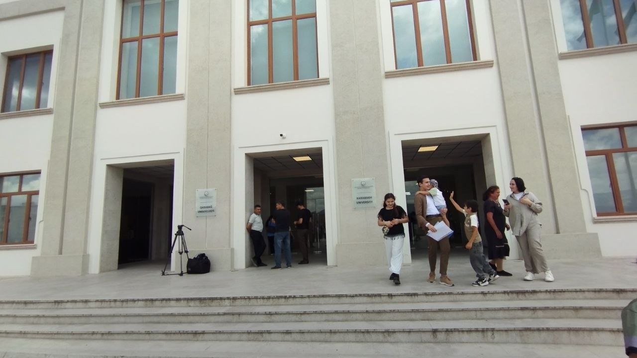 Xankəndi şəhərində qəbul İMTAHANI KEÇİRİLİB - FOTO - foto 5