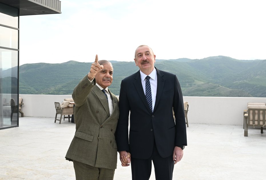 Prezidentin Laçında Şahbaz Şəriflə nahar əsnasında geniş tərkibdə görüşü oldu - FOTO/VİDEO - foto 1