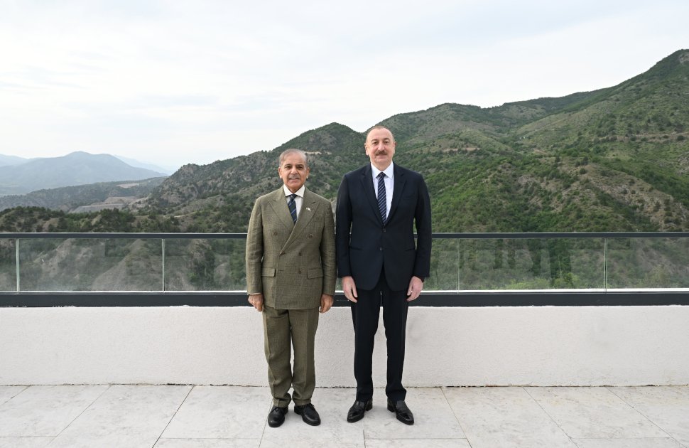 Prezidentin Laçında Şahbaz Şəriflə nahar əsnasında geniş tərkibdə görüşü oldu - FOTO/VİDEO - foto 2
