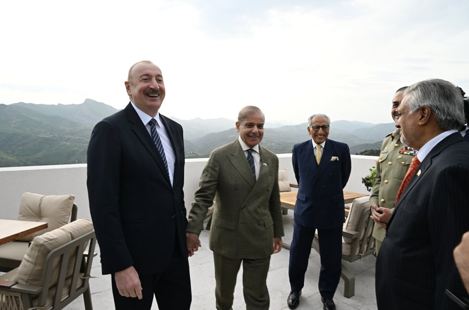 Prezidentin Laçında Şahbaz Şəriflə nahar əsnasında geniş tərkibdə görüşü oldu - FOTO/VİDEO - foto 6