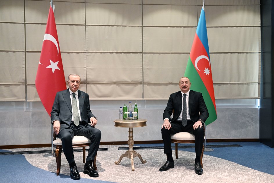 TARİXİ ANLAR: İlham Əliyev və Ərdoğan Laçın Hava Limanının açılış mərasimində -FOTO/VİDEO - foto 7