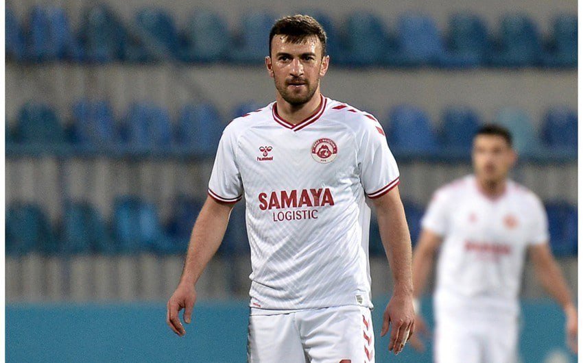 Birinci Liqa klubundan Qara Qarayevə 100 minlik TƏKLİF