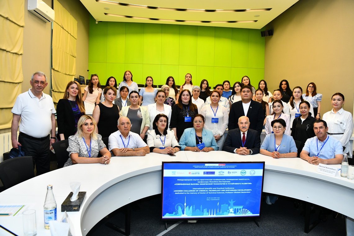 ADNSU-da beynəlxalq elmi-praktik konfrans keçirildi - FOTO - foto 2