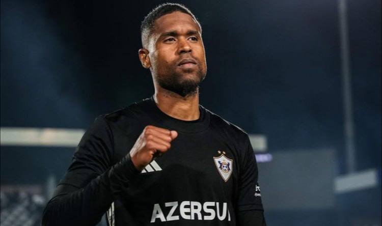 “Neftçi” və “Sabah” “Qarabağ”dan ayrılan futbolçuya təklif göndərdi “Neftçi” və “Sabah” “Qarabağ”dan ayrılan futbolçuya təklif göndərdi