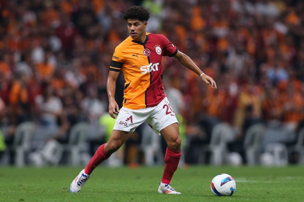“Qalatasaray” “Zenit”in təklifini QƏBUL ETMƏDİ “Qalatasaray” “Zenit”in təklifini QƏBUL ETMƏDİ