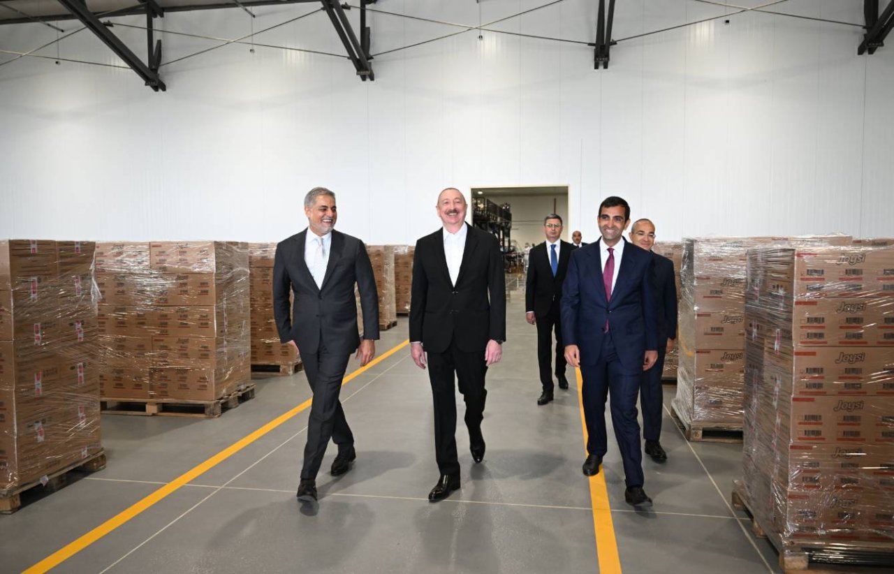 Prezident Bakıda zavod açılışında – FOTO/VİDEO - foto 6