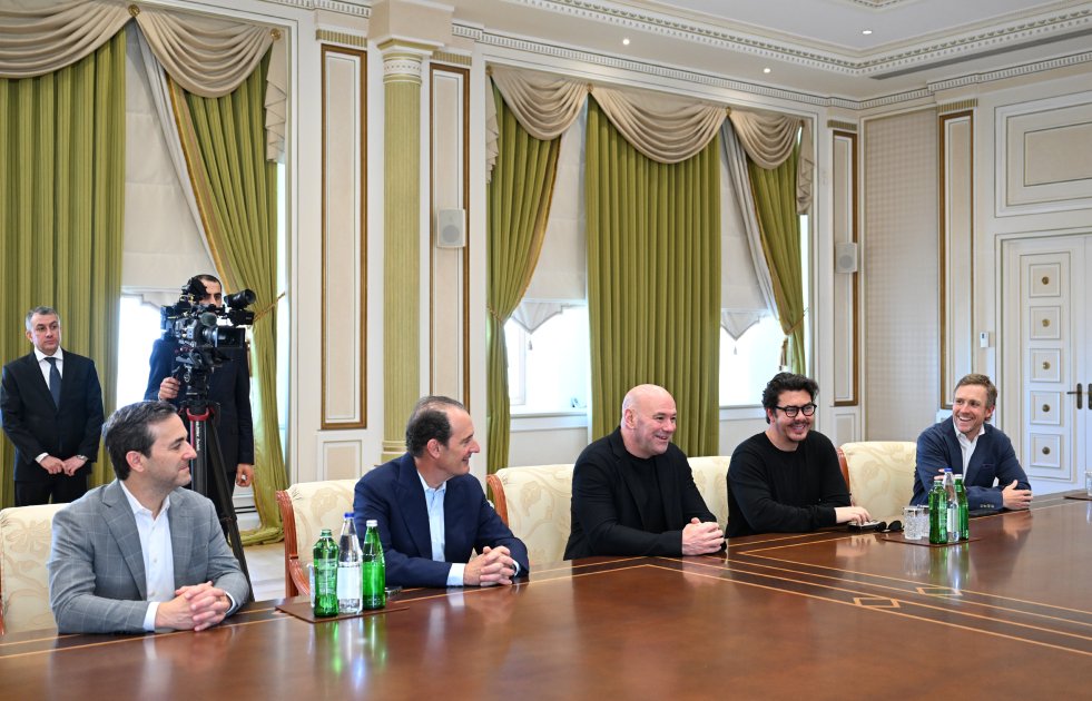 İlham Əliyev UFC-nin prezidentini qəbul etdi – FOTO/VİDEO - foto 3