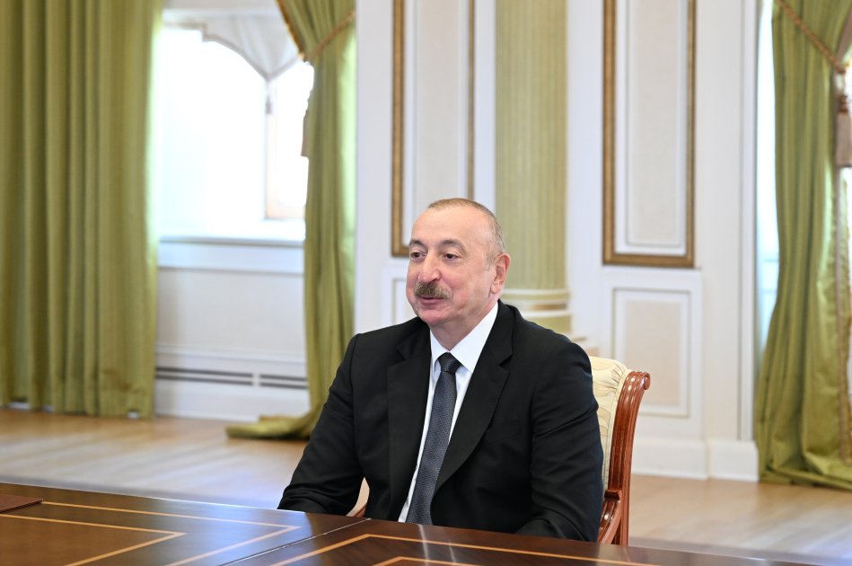İlham Əliyev UFC-nin prezidentini qəbul etdi – FOTO/VİDEO - foto 2