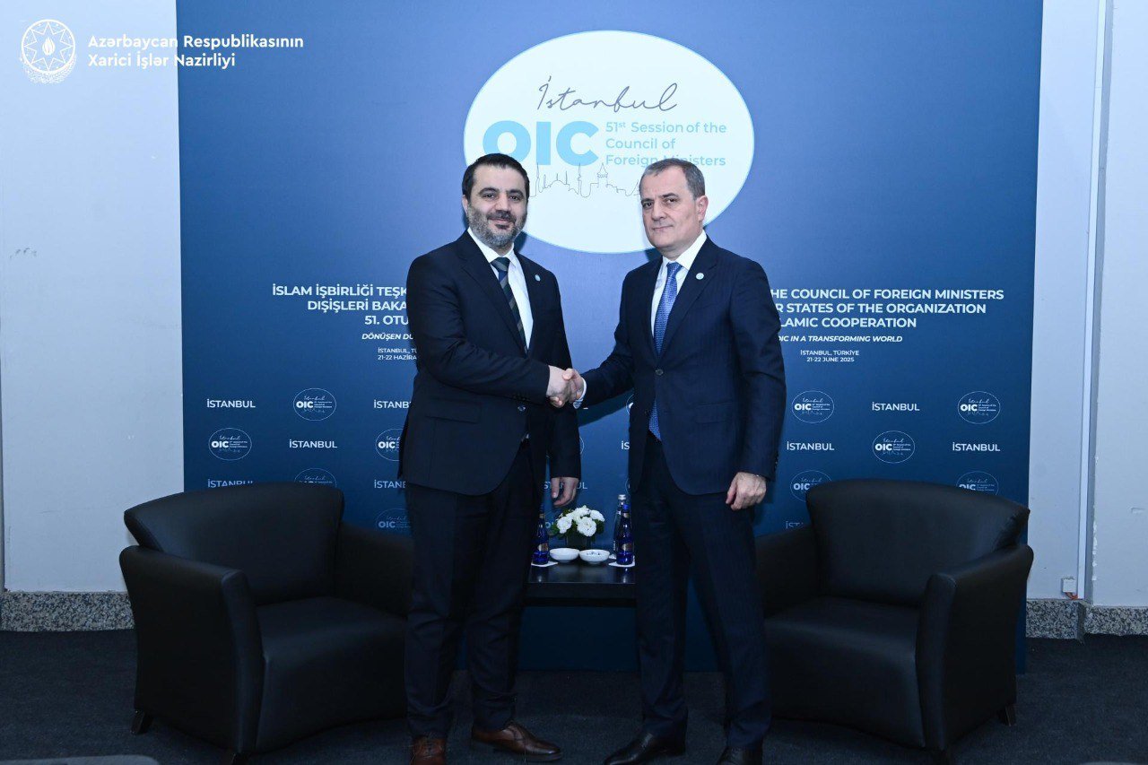 Azərbaycan və Suriya XİN başçıları ikitərəfli əməkdaşlığı müzakirə ediblər - FOTO - foto 1