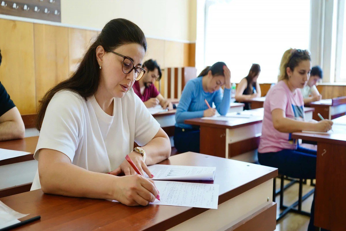 Bu gün doktorantura və dissertantura səviyyəsi üzrə imtahan keçirilib