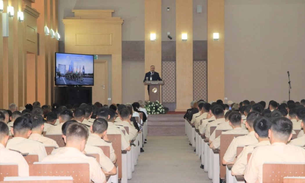 FHN-in Akademiyasında Silahlı Qüvvələr Günü qeyd olundu - FOTO - foto 1