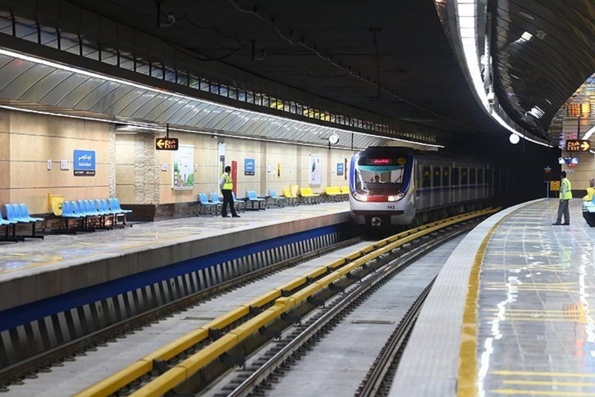 İsrailə casusluq edən şəxs Tehran metrosunda TUTULDU &ndash; VİDEO