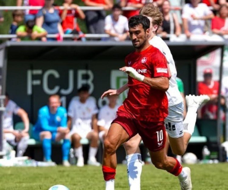 Mahir Emreli “Kayzerslautern”də yenə qol vurdu Mahir Emreli “Kayzerslautern”də yenə qol vurdu