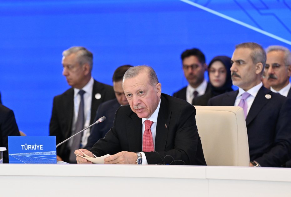Ərdoğan Azərbaycanı TƏBRİK ETDİ