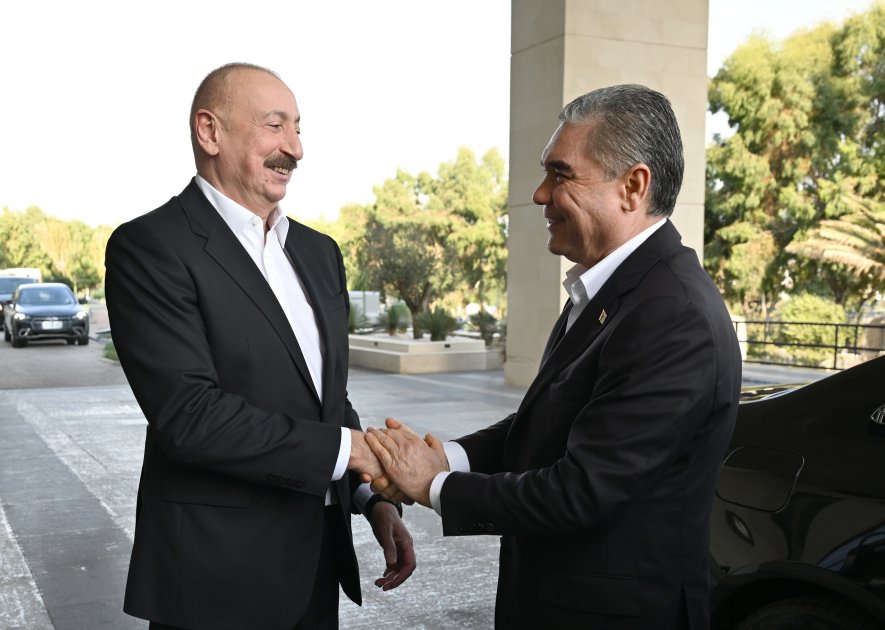 İlham Əliyev və Berdiməhəmmədov “Sea Breeze”də - FOTO/VİDEO - foto 1
