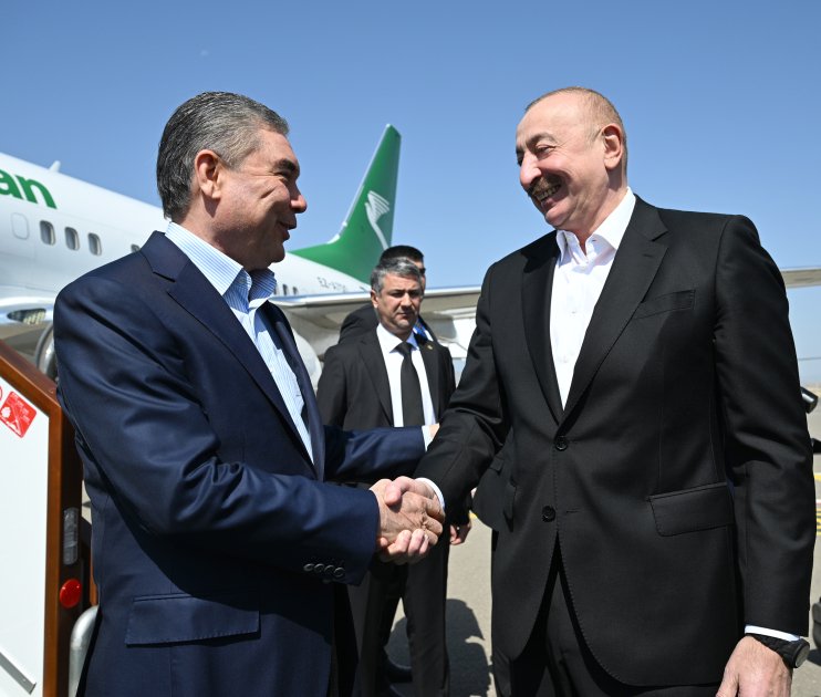 Qurbanqulu Berdiməhəmmədovu Füzulidə İlham Əliyev qarşıladı - FOTO - foto 3