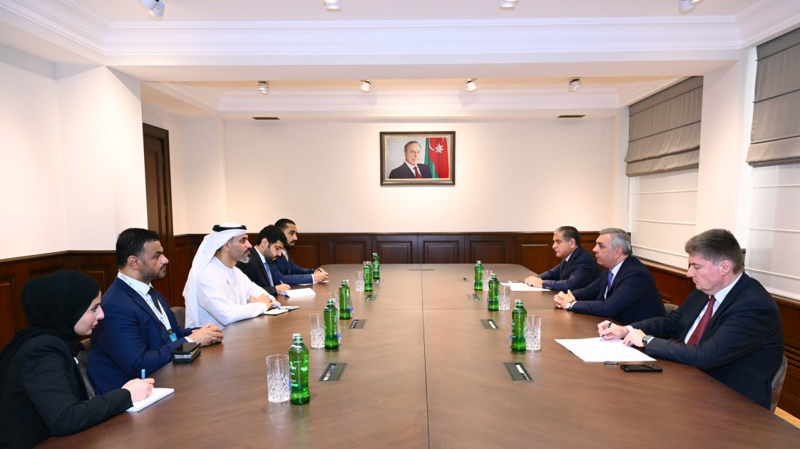 Samir Nuriyev BƏƏ-nin Hesablama Qurumunun nümayəndə heyəti ilə görüşdü &ndash; FOTO