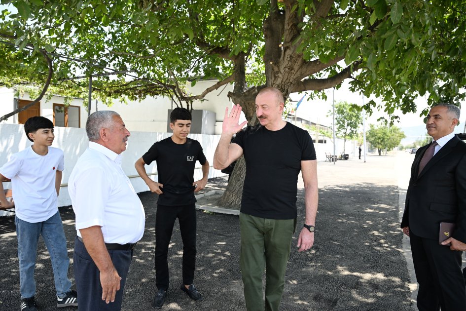 Prezident Xocalının Təzəbinə kəndində - FOTO - foto 10