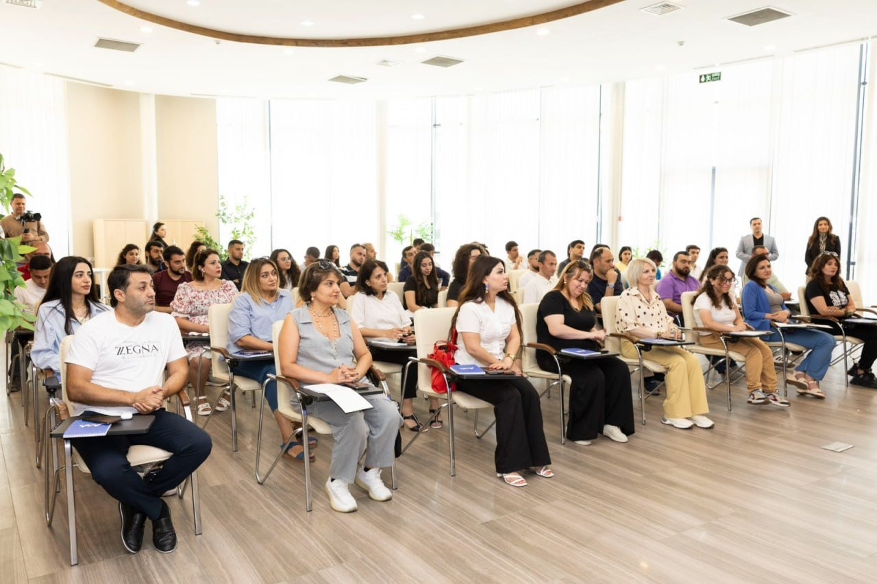 PashaPay və “ASAN xidmət” media nümayəndələri üçün süni zəka təlimi keçirib - FOTO - foto 5