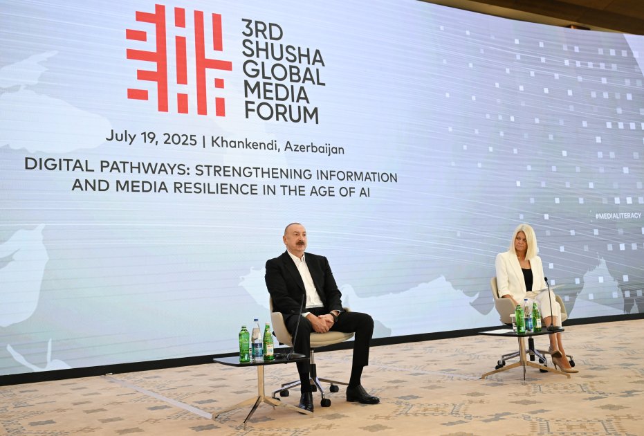 İlham Əliyev: &ldquo;Süni intellektdən istifadə etmirəm&rdquo; - VİDEO