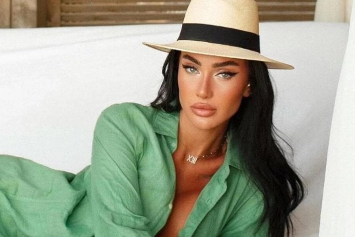 Azərbaycanlı model ilk dəfə anası ilə bağlı paylaşım etdi