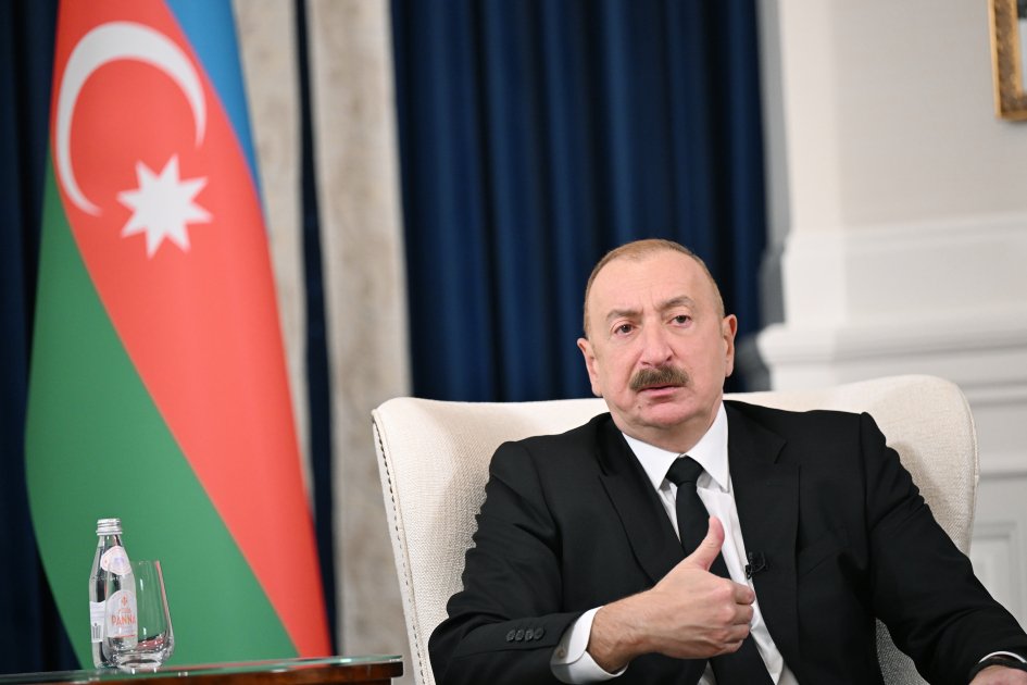 İlham Əliyev Vaşinqtonda jurnalistlərə müsahibə verdi – FOTO/VİDEO - foto 3
