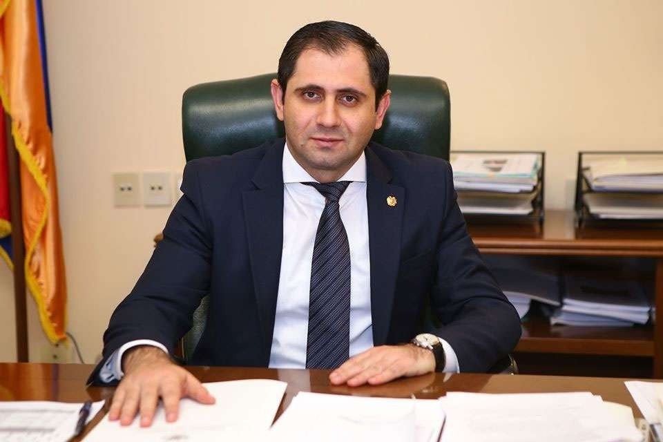 Ermənistan müdafiə nazirinin keçmiş müşaviri HƏBS OLUNDU - FOTO