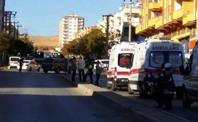 İki qardaşı toyda bıçaqladılar, biri öldü İki qardaşı toyda bıçaqladılar, biri öldü