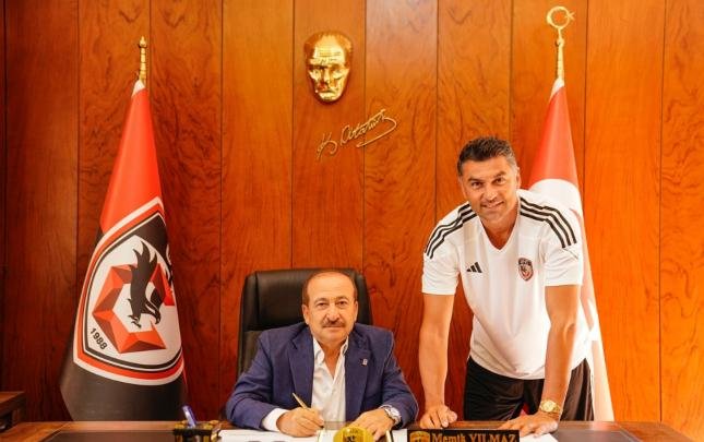 Burak Yılmaz Superliqa klubunun baş məşqçisi TƏYİN OLUNDU