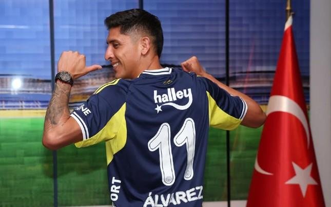 "Fənərbağça" müdafiəçi TRANSFER ETDİ
