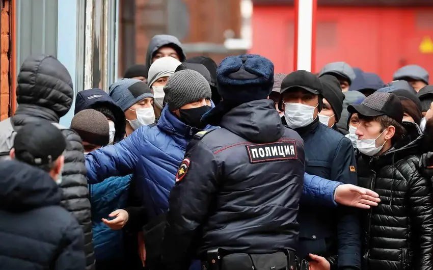 Rusiyada miqrantlarla bağlı YENİ SİSTEM &ndash; Bu yolla izləyəcəklər