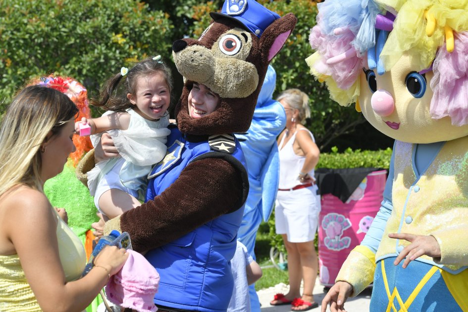 Mehriban Əliyevadan doğum günündə uşaqlara SÜRPRİZ - FOTO - foto 7
