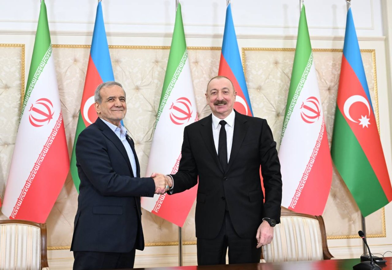 İlham Əliyev: &ldquo;İran Prezidenti mənim kimi eyni qanı daşıyır, biz eyni dildə danışırıq&rdquo; - VİDEO