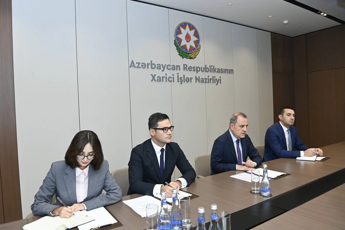 Ceyhun Bayramov missiyası başa çatan Fransa səfirini qəbul etdi – FOTO - foto 1