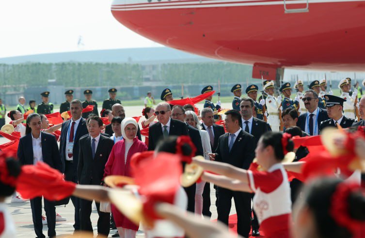 Ərdoğan Çində belə qarşılandı - FOTO/VİDEO - foto 2