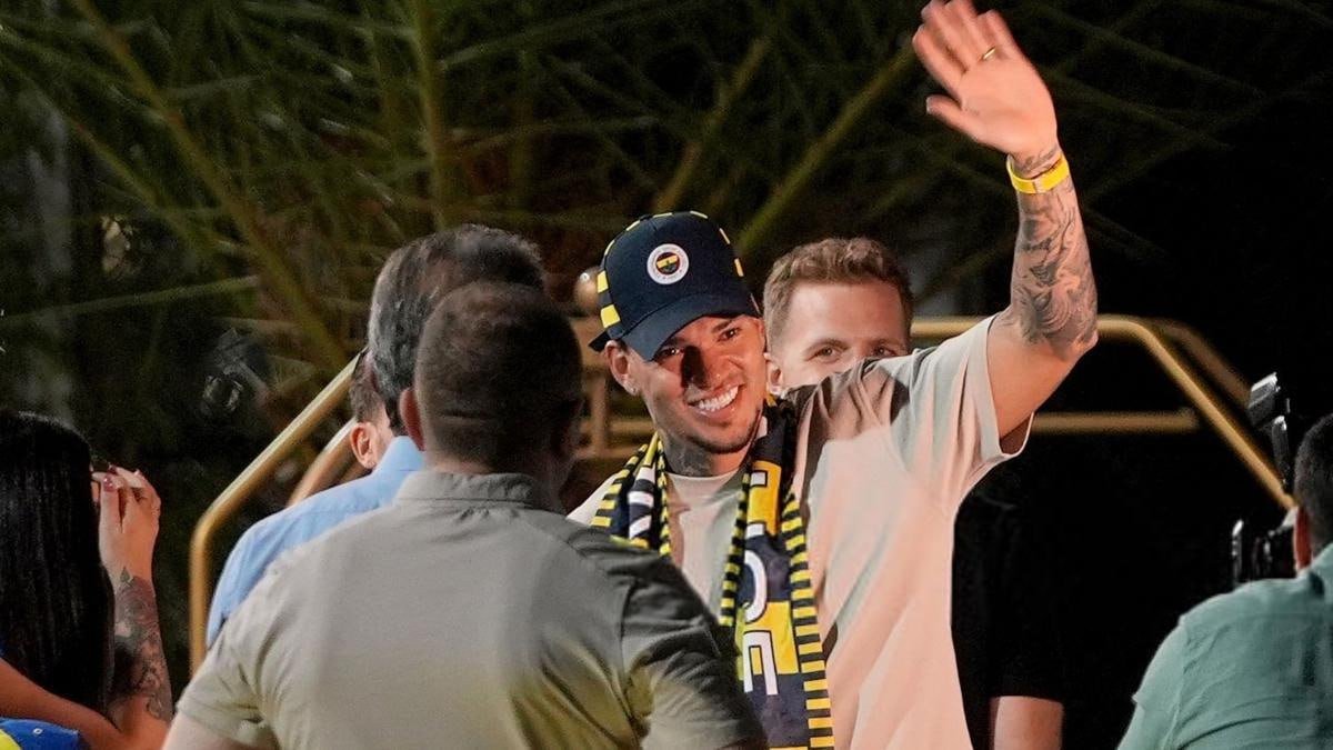 &ldquo;Fənərbağça&rdquo; Edersonun transferini AÇIQLADI