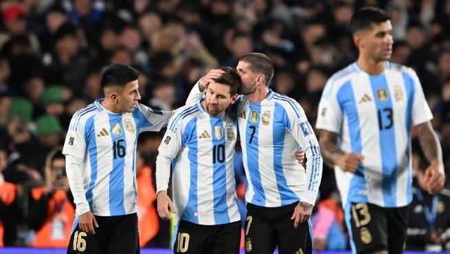 Messi dubl etdi, Argentina dünya çempionatına vəsiqə qazandı - VİDEO Messi dubl etdi, Argentina dünya çempionatına vəsiqə qazandı - VİDEO