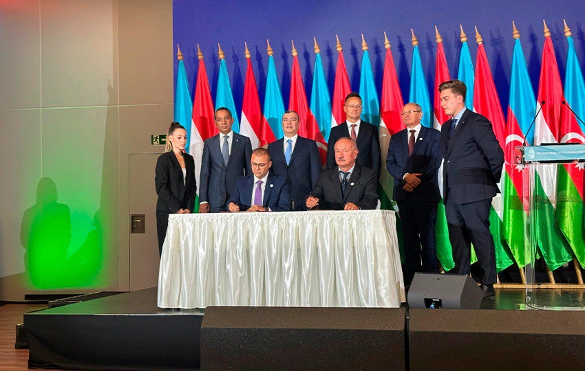 Azərbaycanla Macarıstan arasında səhiyyə sahəsində əməkdaşlıq memorandumu İMZALANDI - FOTO Azərbaycanla Macarıstan arasında səhiyyə sahəsində əməkdaşlıq memorandumu İMZALANDI - FOTO