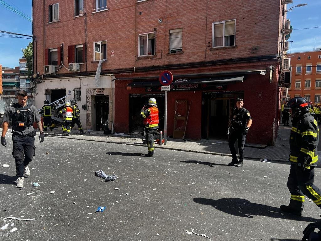Madriddə restoranda partlayış oldu - 25 nəfər xəsarət aldı - FOTO - foto 1
