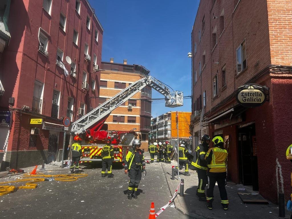 Madriddə restoranda partlayış oldu - 25 nəfər xəsarət aldı - FOTO - foto 2