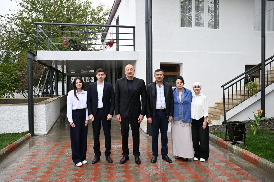 Prezident Hadrut qəsəbəsində - FOTO/VİDEO