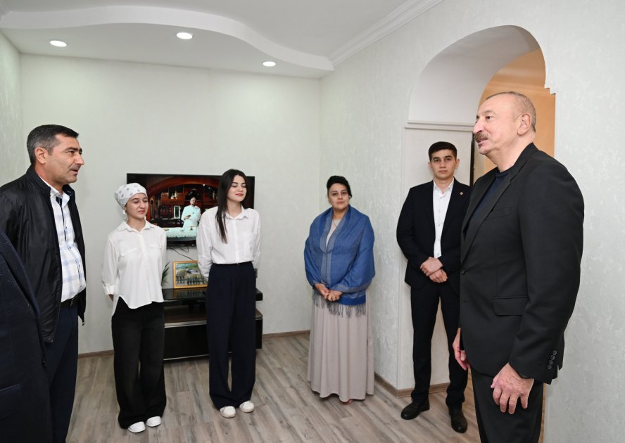 Prezident Hadrut qəsəbəsində - FOTO/VİDEO - foto 6