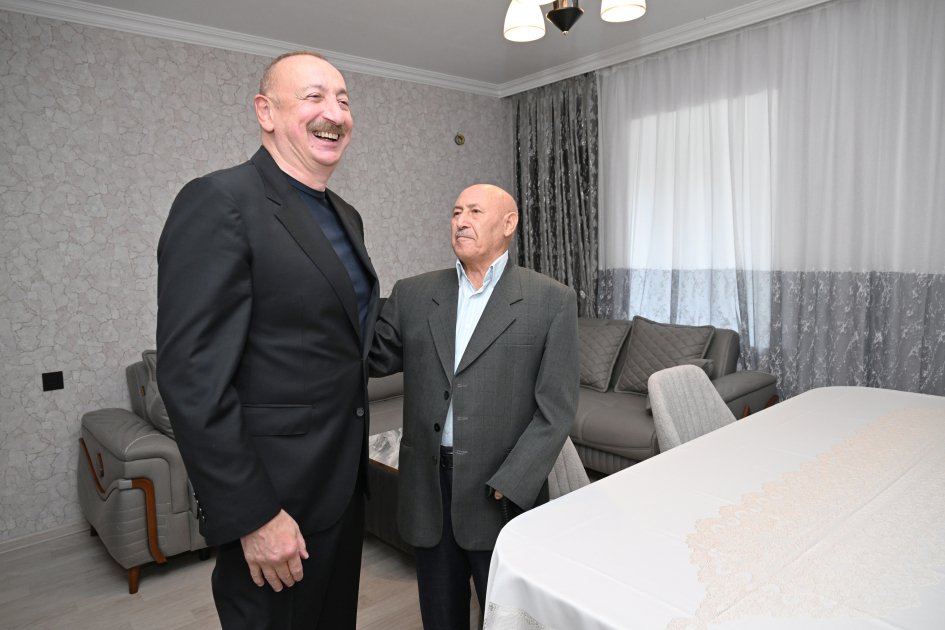 Prezident Xocavənd rayonunun Qırmızı Bazar qəsəbəsində - FOTO - foto 3