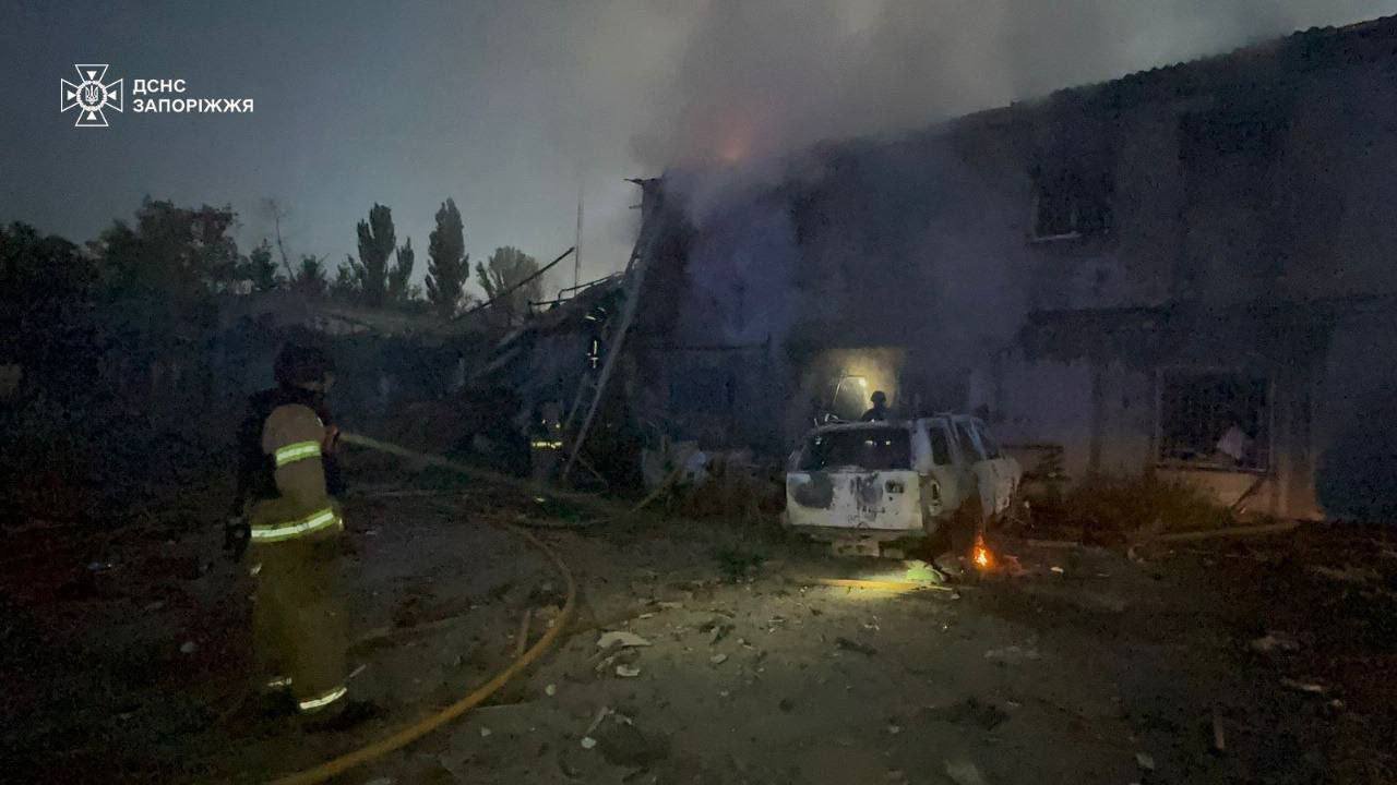 Rusiya bu gecə də Ukraynaya dron zərbələri endirdi – FOTO/VİDEO - foto 6