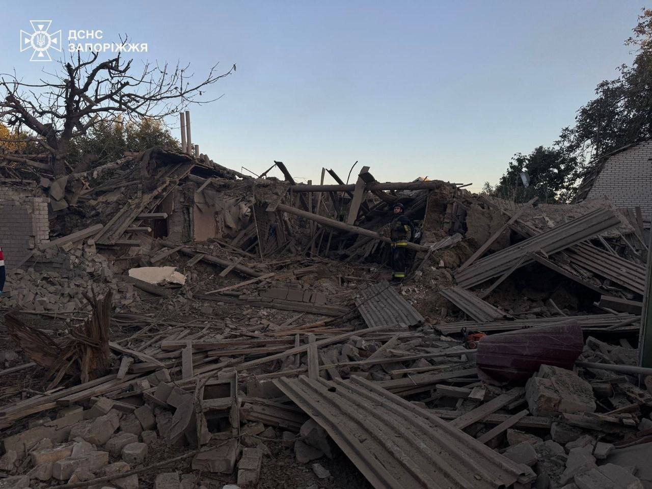 Rusiya bu gecə də Ukraynaya dron zərbələri endirdi – FOTO/VİDEO - foto 5