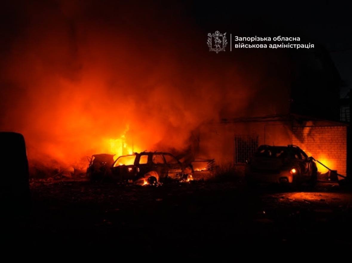Rusiya bu gecə də Ukraynaya dron zərbələri endirdi – FOTO/VİDEO - foto 1