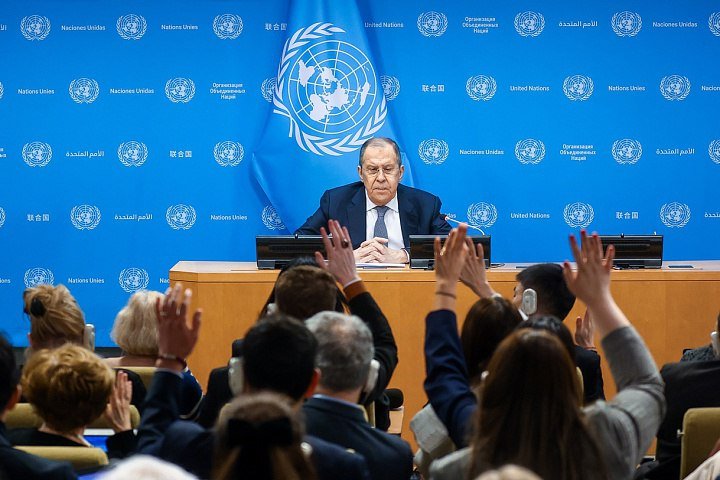 &ldquo;Avropada Rusiyaya qarşı müharibəyə hazırlaşanlar var&rdquo; - Lavrov