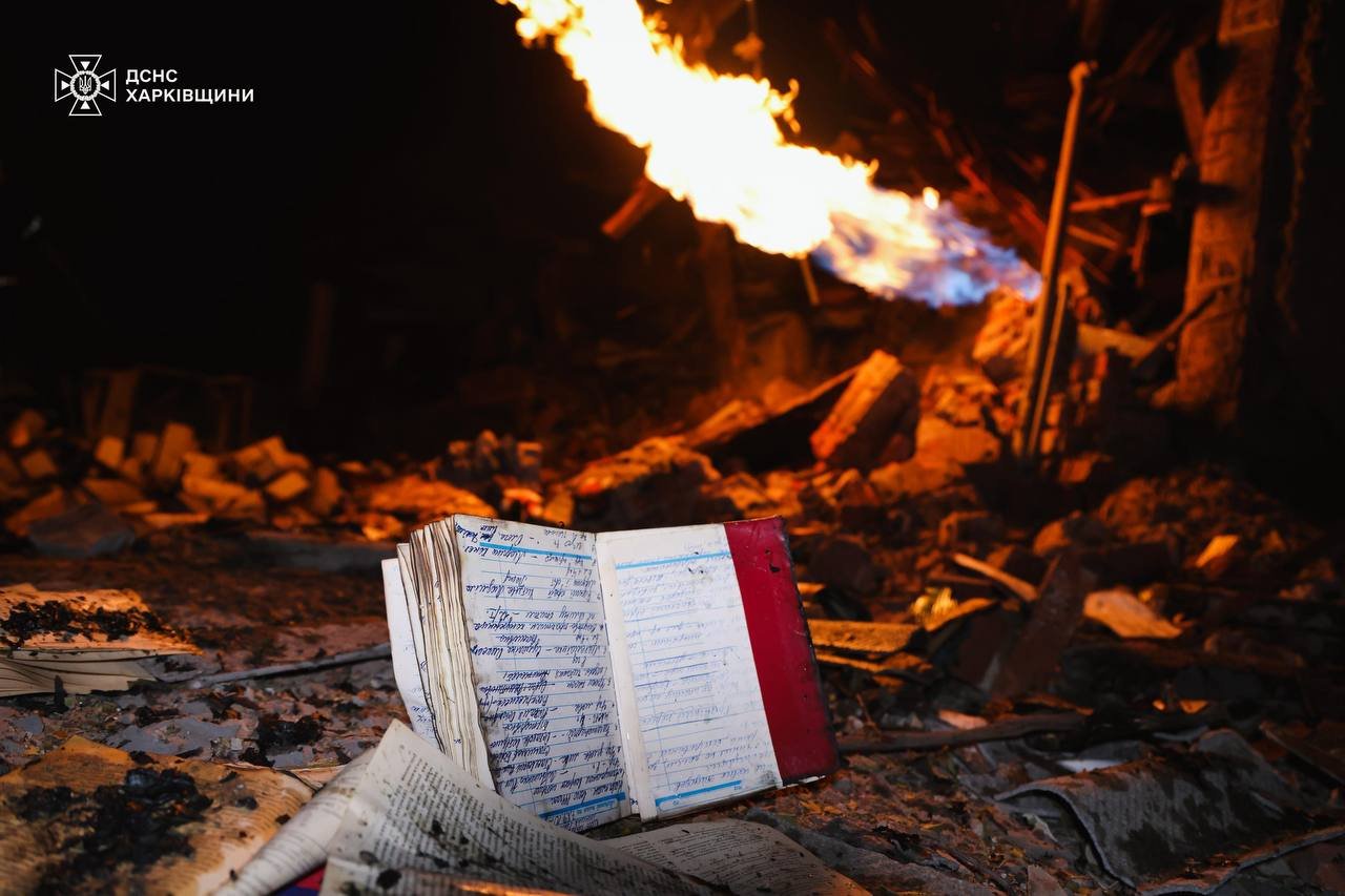 Rusiya gecə Xarkovu bombaladı – SAKİNLƏR TƏŞVİŞDƏ – FOTO/VİDEO - foto 5