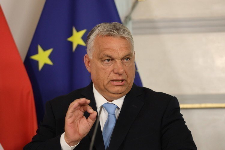 Orban: &ldquo;Ukraynanın Aİ-yə üzvlüyü Avropaya müharibə gətirəcək&rdquo;